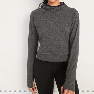 Old Navy cropped cozecore sweatshirt, size medium